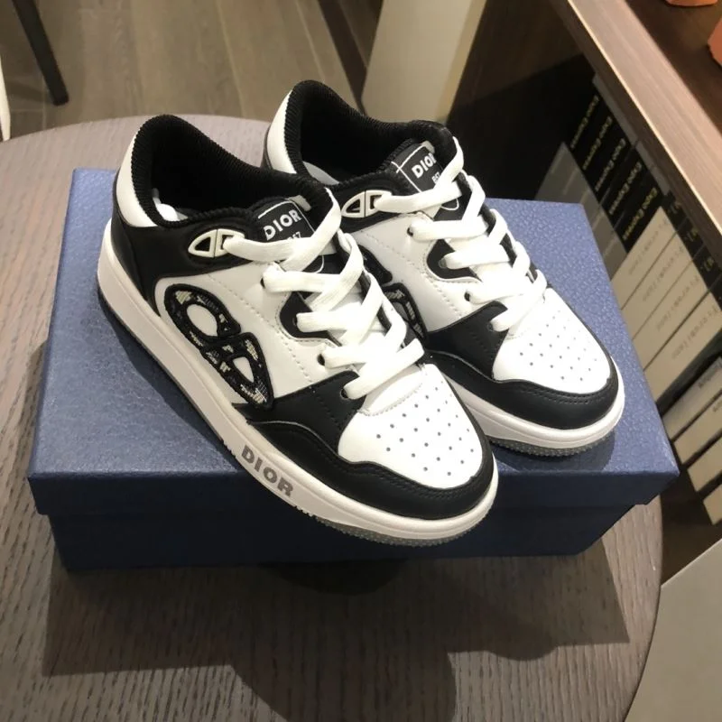 CHRISTIAN DIOR SHOES Trendsetting 29828