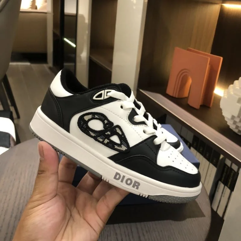 CHRISTIAN DIOR SHOES Trendsetting 29828