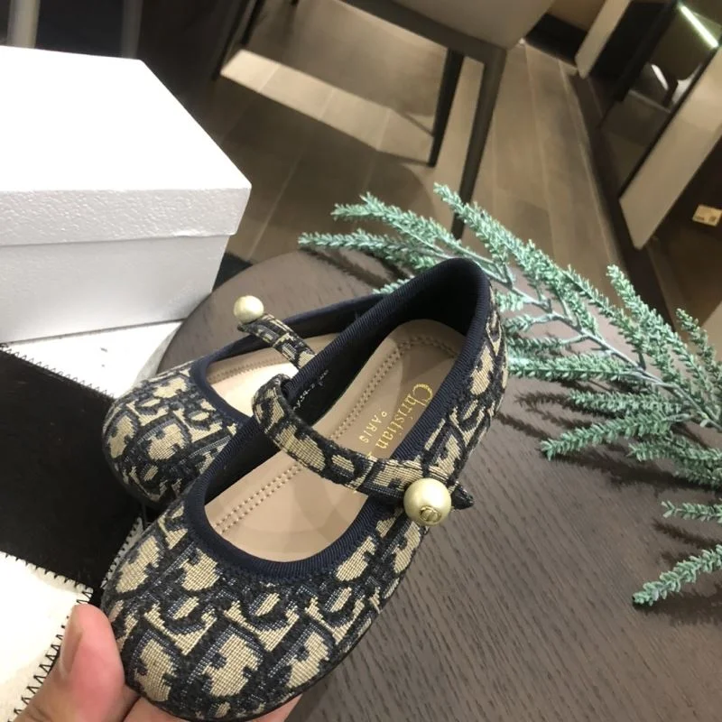 Trendy CHRISTIAN DIOR SHOES 30253