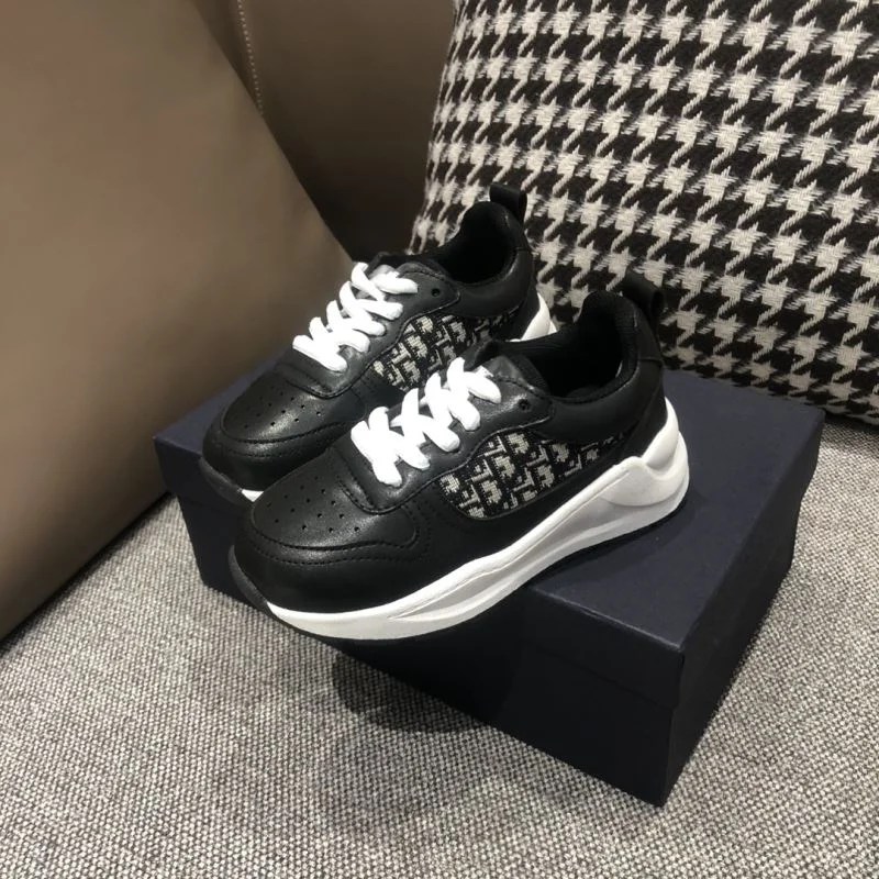Functional CHRISTIAN DIOR SHOES 30249