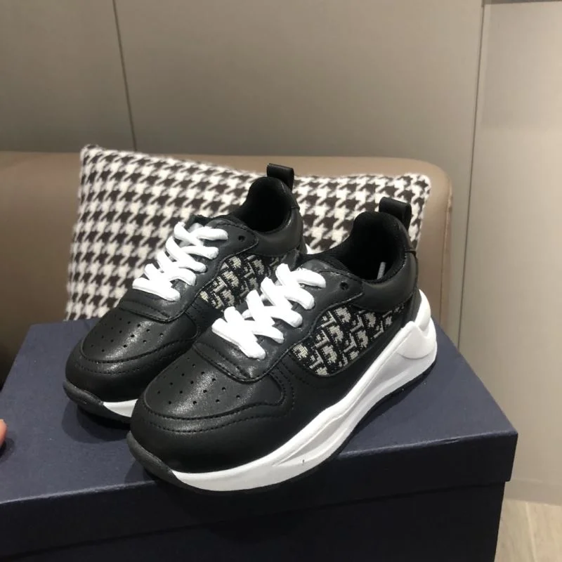 Functional CHRISTIAN DIOR SHOES 30249