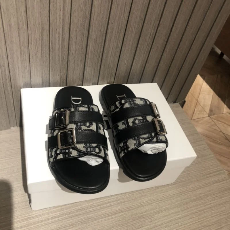 CHRISTIAN DIOR SHOES TravelReady 30234