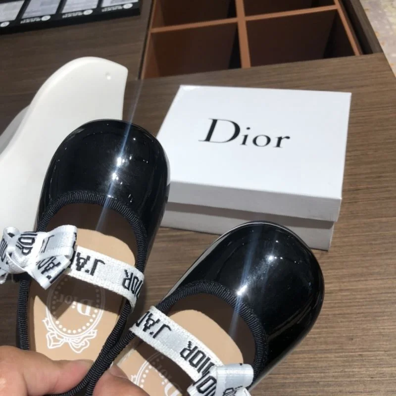 WellDesigned CHRISTIAN DIOR SHOES 30085
