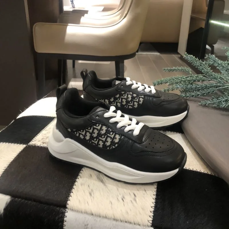 CHRISTIAN DIOR SHOES TravelReady 30084