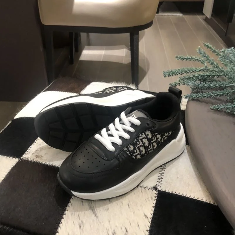 CHRISTIAN DIOR SHOES TravelReady 30084