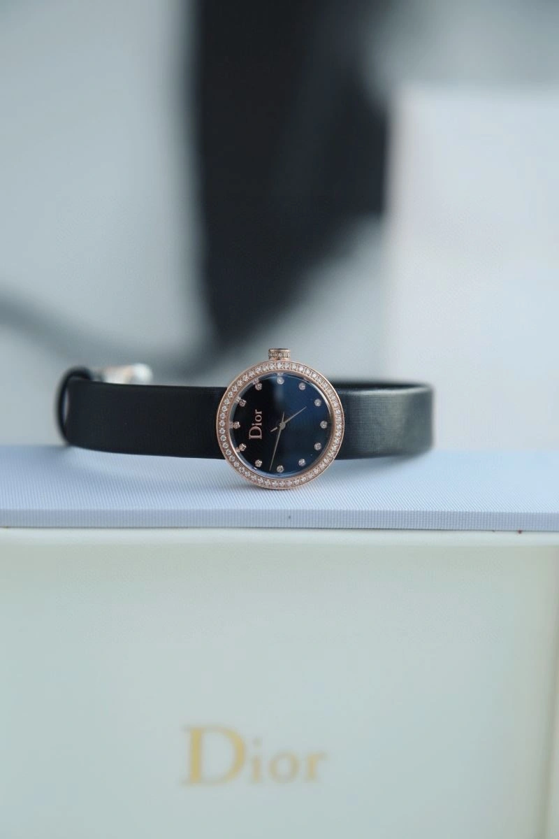 CHRISTIAN DIOR Watches Breathable 182088