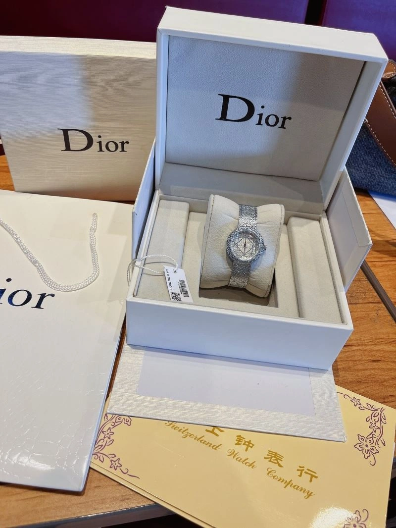 CHRISTIAN DIOR Watches Casual 182062
