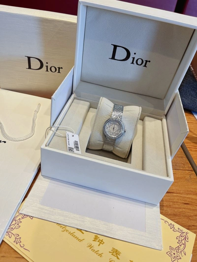CHRISTIAN DIOR Watches Casual 182062
