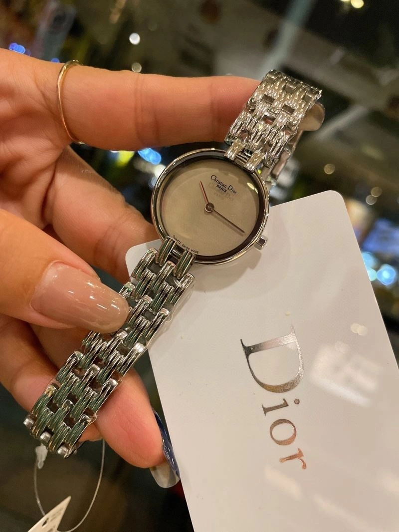 CHRISTIAN DIOR Watches Original 182078