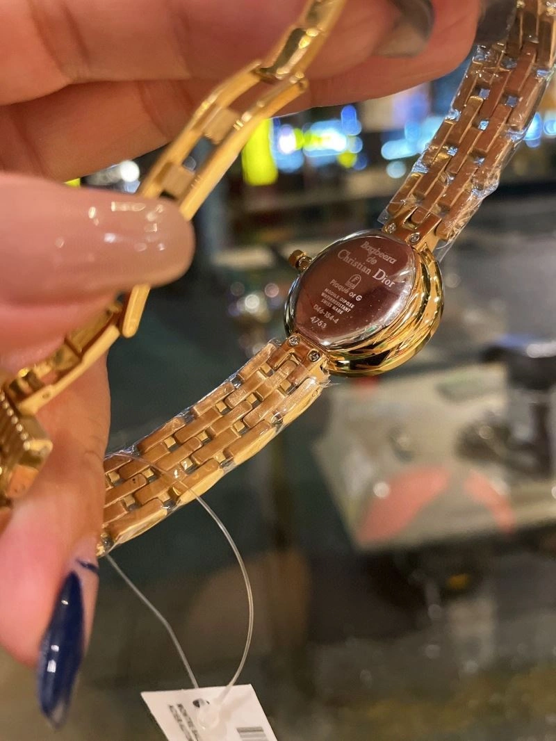 CHRISTIAN DIOR Watches Affordable 182054
