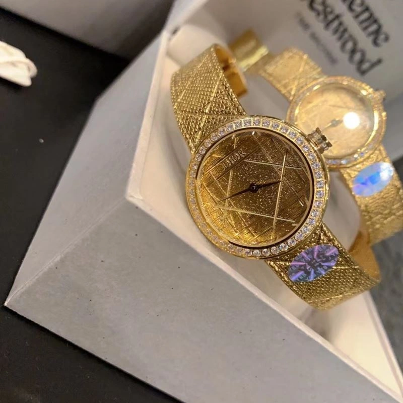 CHRISTIAN DIOR Watches Snug 182060