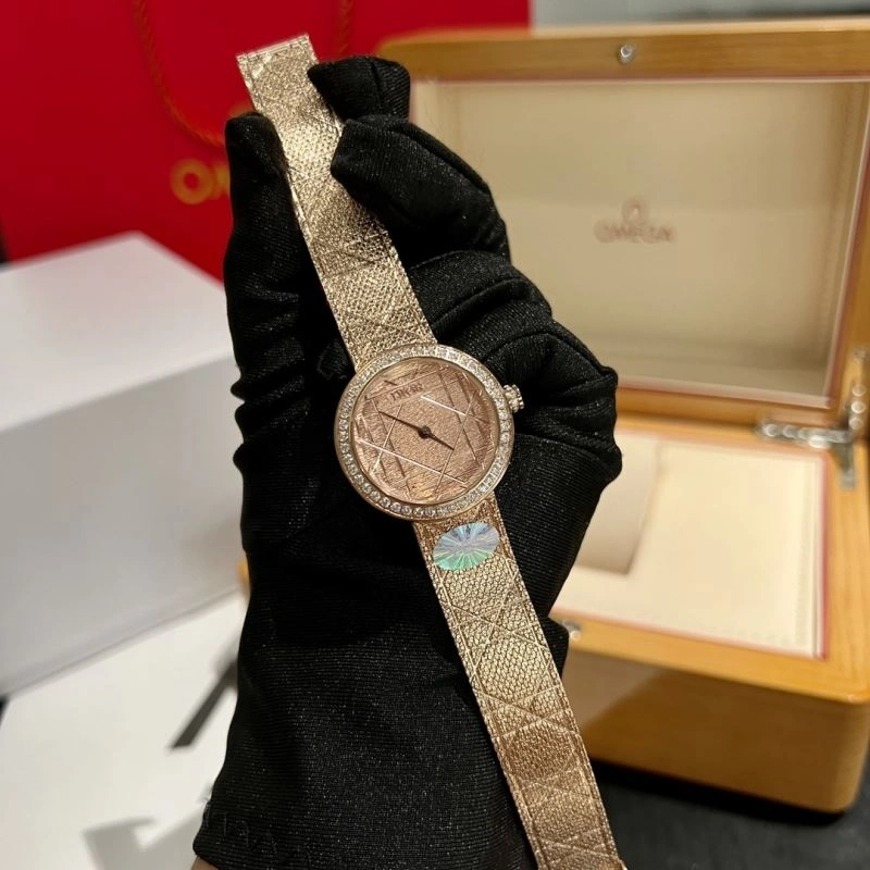 CHRISTIAN DIOR Watches UrbanChic 182052