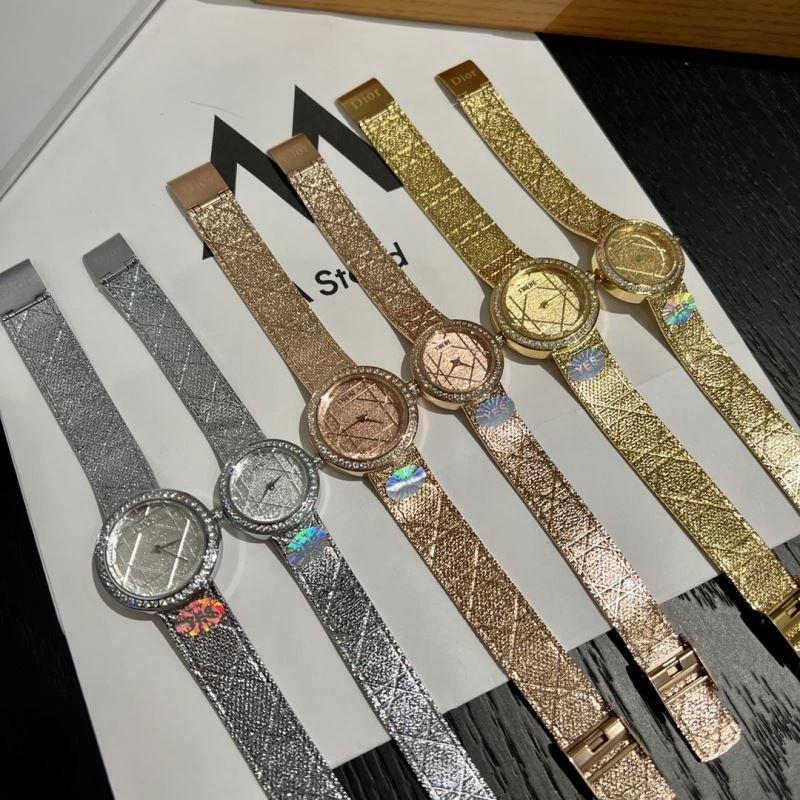 CHRISTIAN DIOR Watches UrbanChic 182052