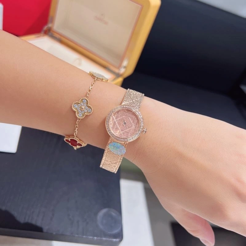 CHRISTIAN DIOR Watches Contemporary 182051