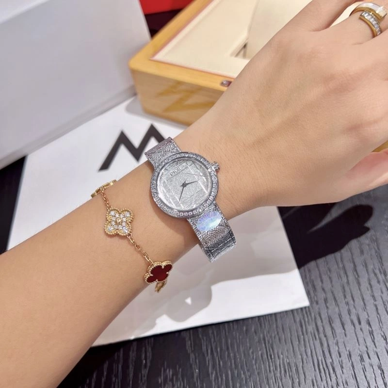 CHRISTIAN DIOR Watches Contemporary 182051