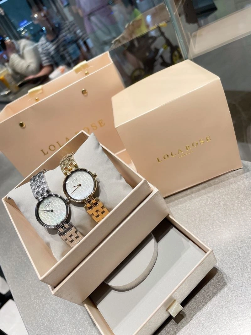 CHRISTIAN DIOR Watches Attractive 182048
