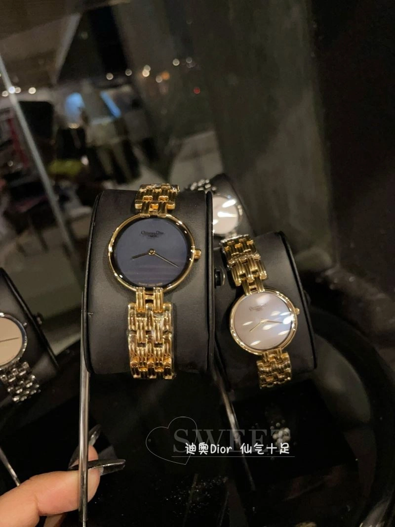 Durable CHRISTIAN DIOR Watches 182026