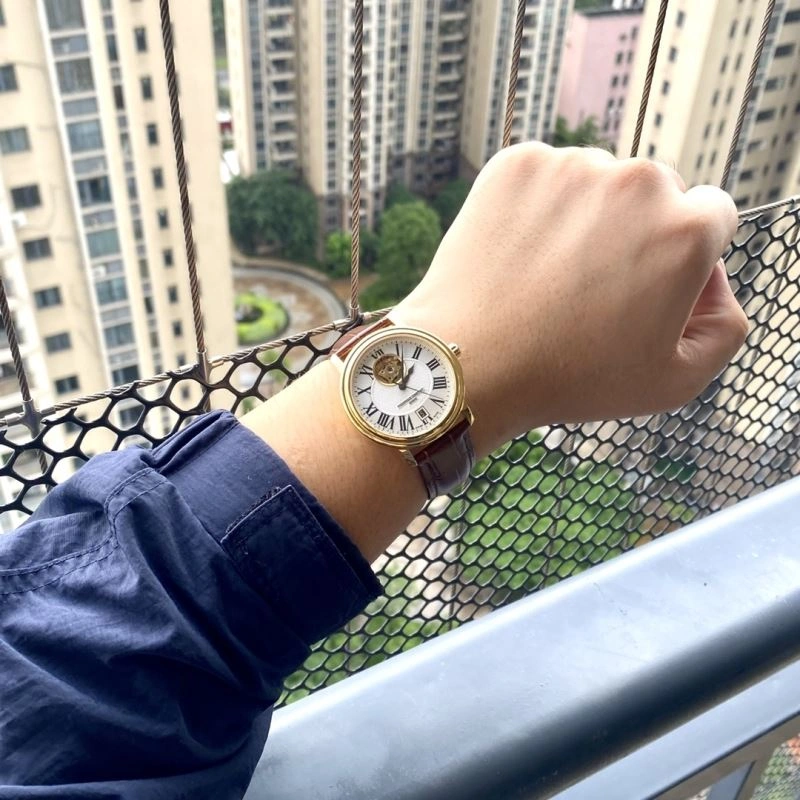 RelaxedFit CONSTANT Watches 182101