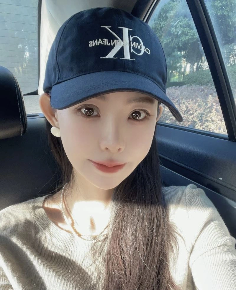 Calvin Klein Caps Lightweight 260487