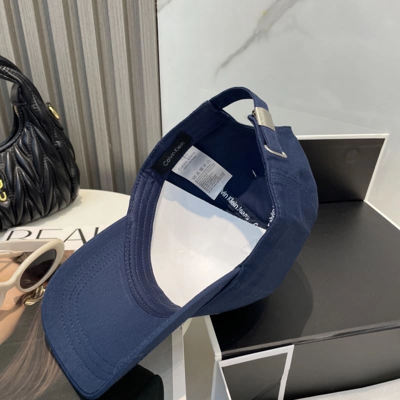 Calvin Klein Caps Lightweight 260487