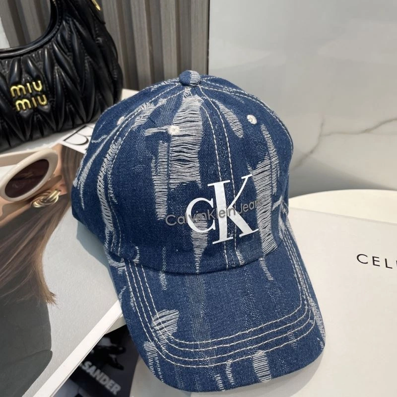Calvin Klein Caps Lightweight 260484