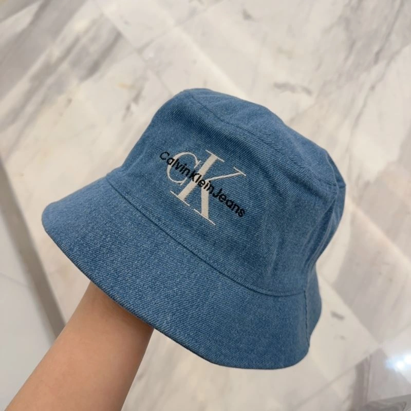 OnTrend Calvin Klein Caps 260490