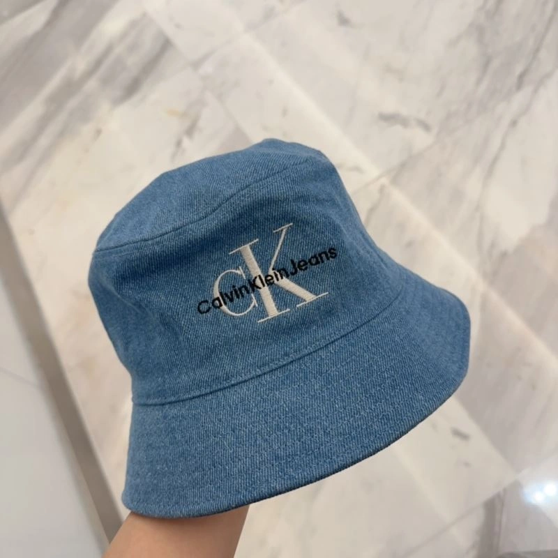OnTrend Calvin Klein Caps 260490