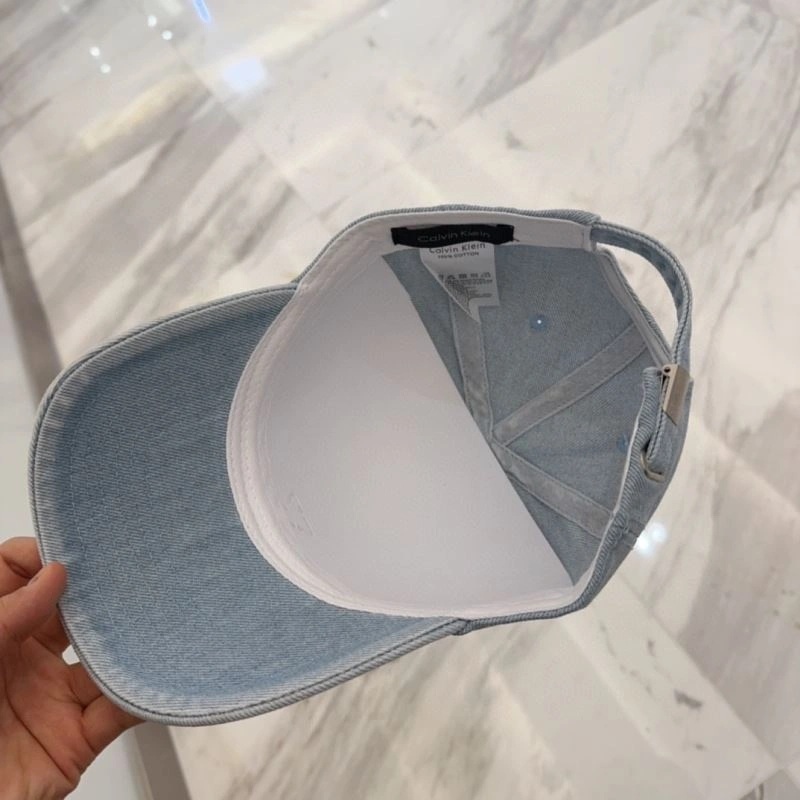 Packable Calvin Klein Caps 260477
