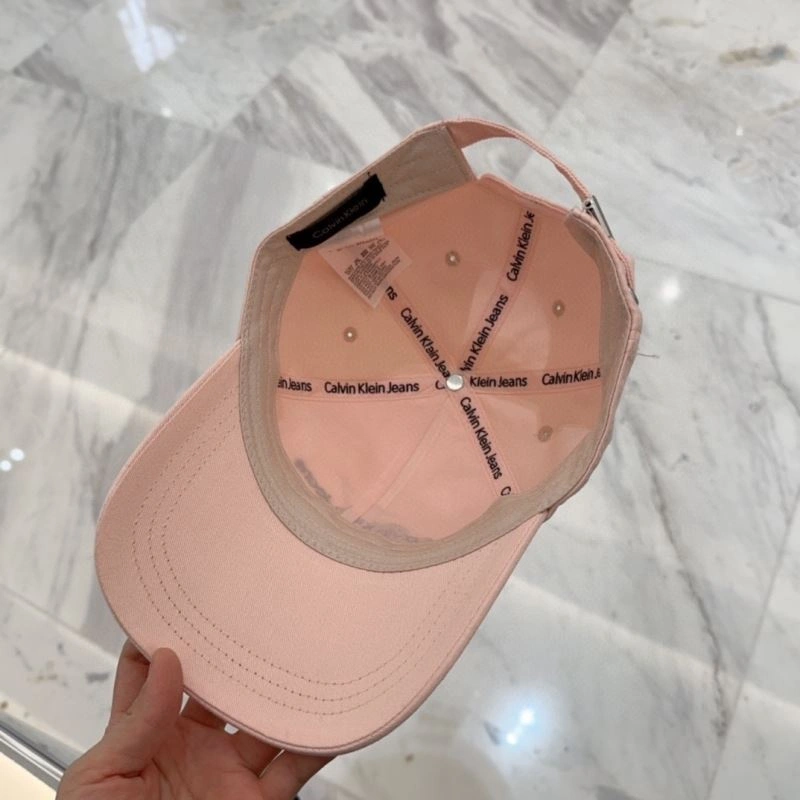 OnTrend Calvin Klein Caps 260472