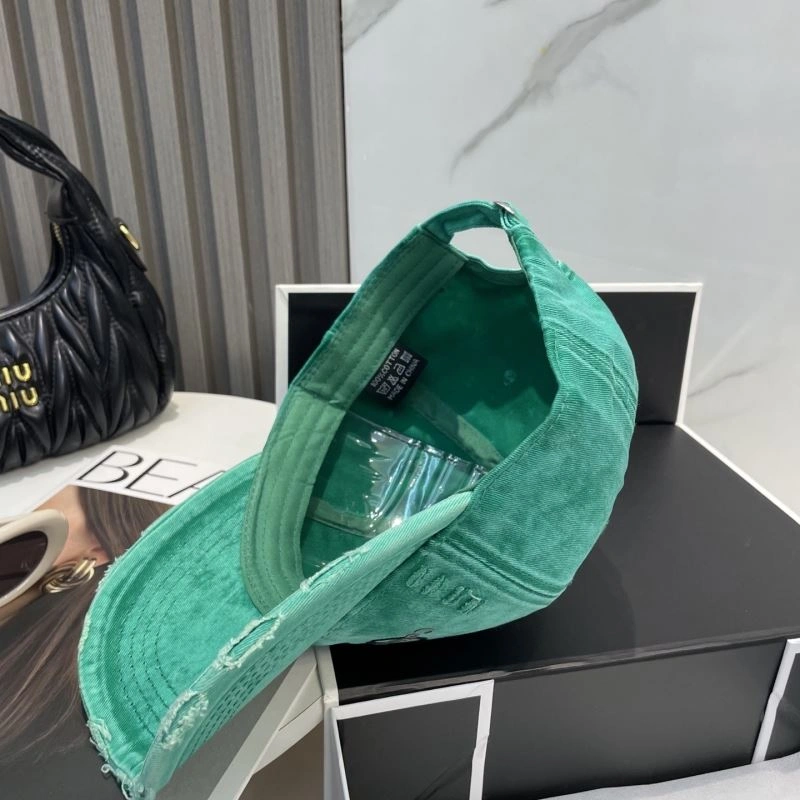ModernLook Calvin Klein Caps 260467