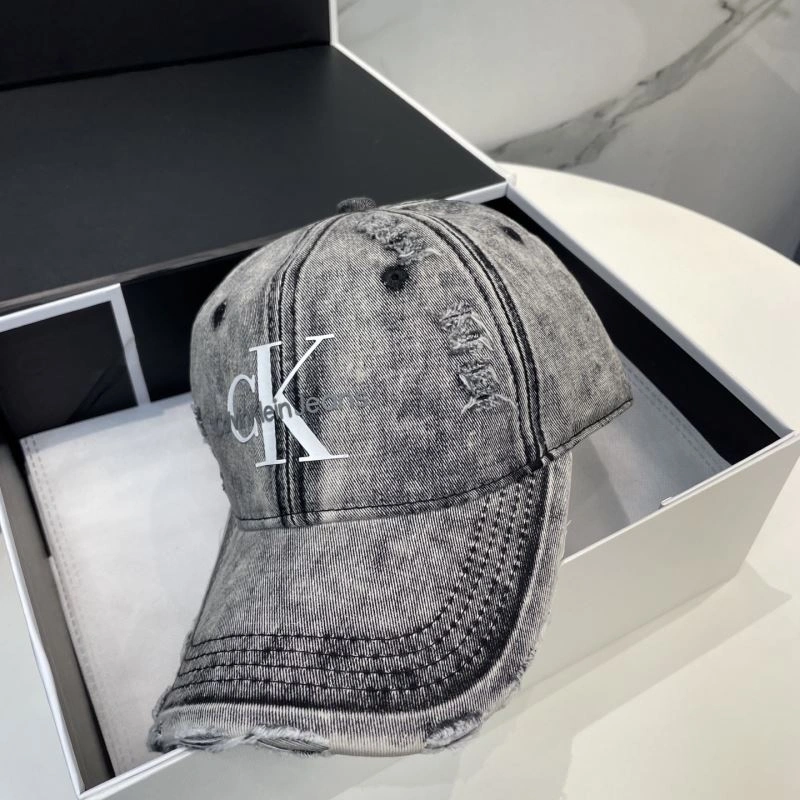 UrbanChic Calvin Klein Caps 260464