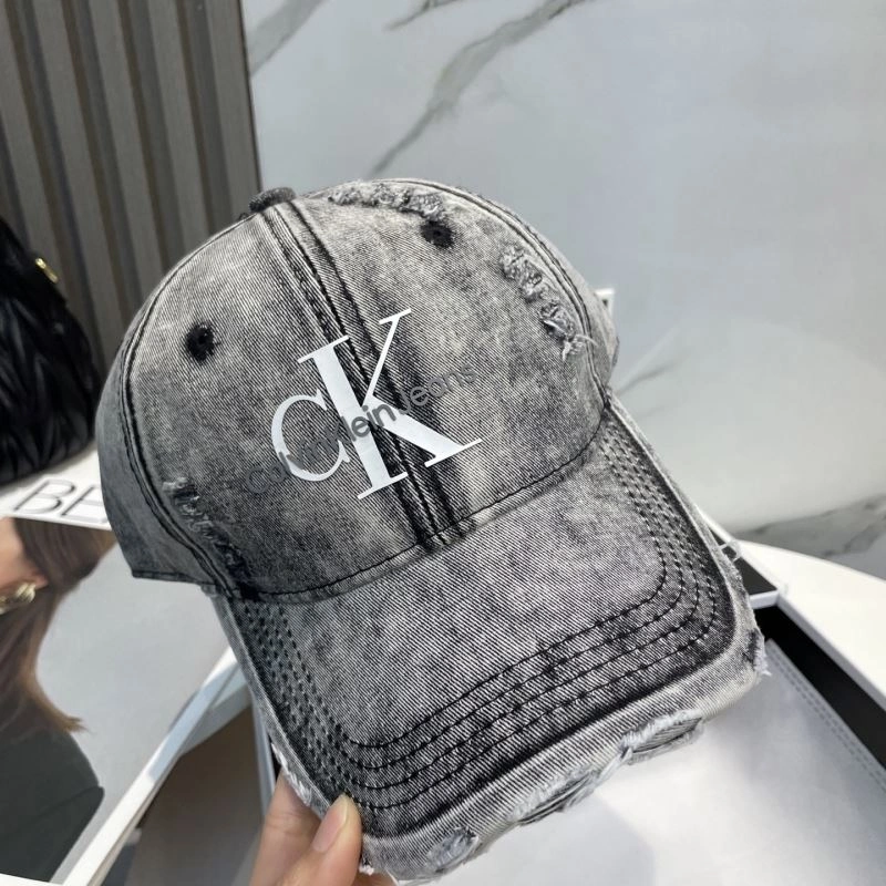 UrbanChic Calvin Klein Caps 260464