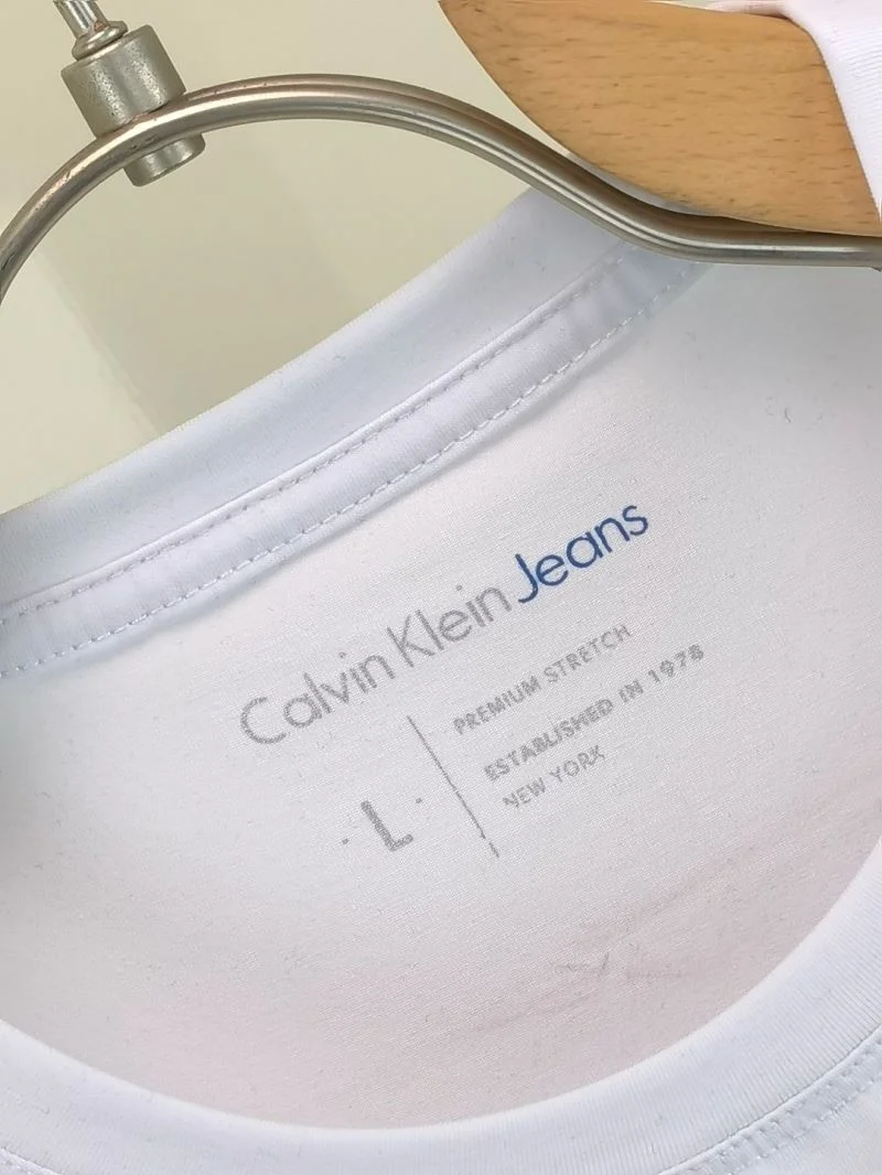 Bright Calvin Klein T-Shirts 163009