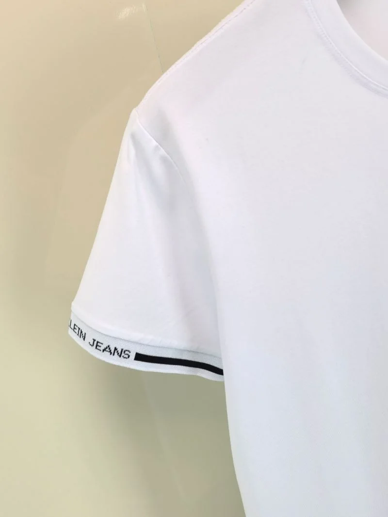 Bright Calvin Klein T-Shirts 163009