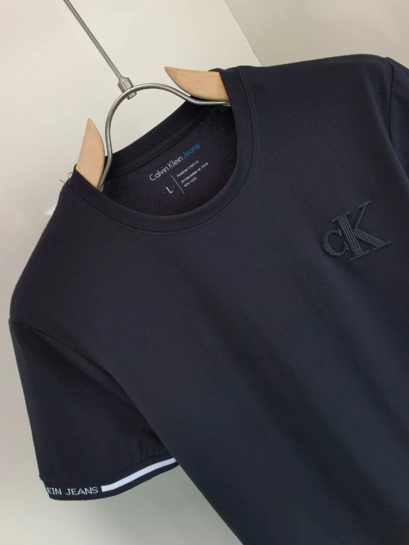Calvin Klein T-Shirts StreetReady 163014