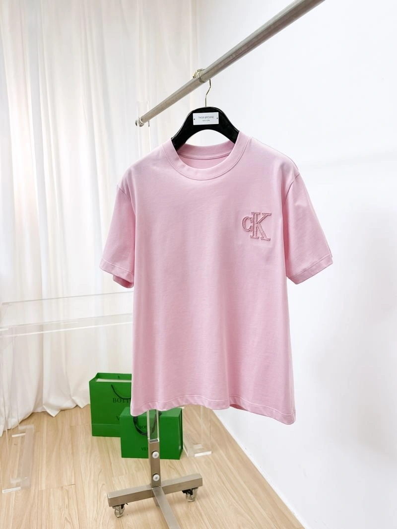 Classic Calvin Klein T-Shirts 161937