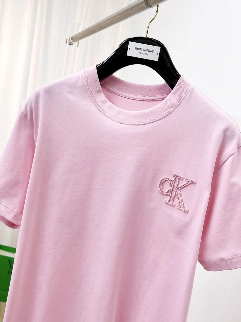 Classic Calvin Klein T-Shirts 161937