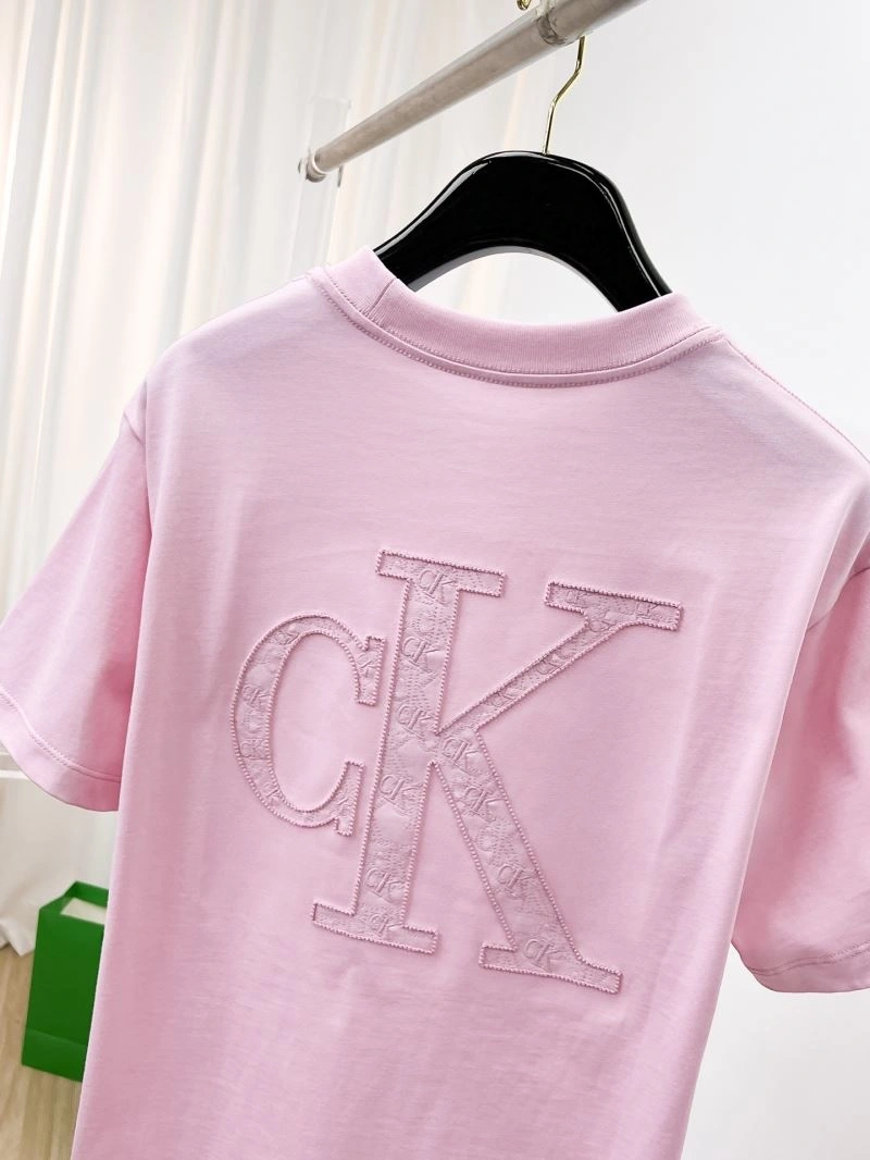 Classic Calvin Klein T-Shirts 161937