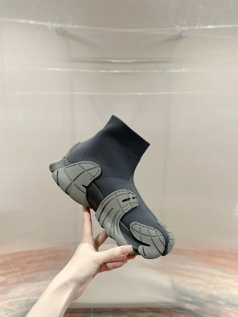 Lightweight Camper Shoes 8274
