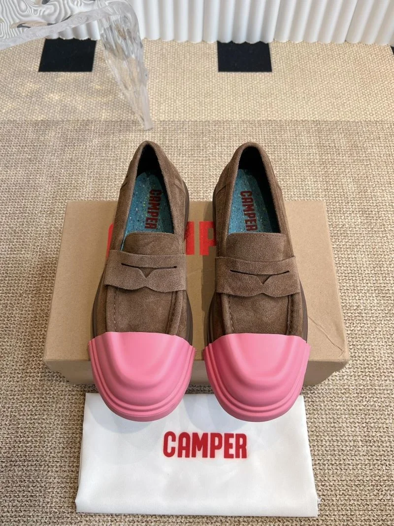 Supportive Camper Shoes 8259