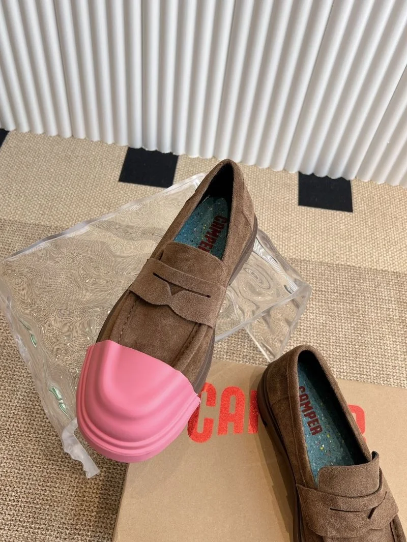 Supportive Camper Shoes 8259