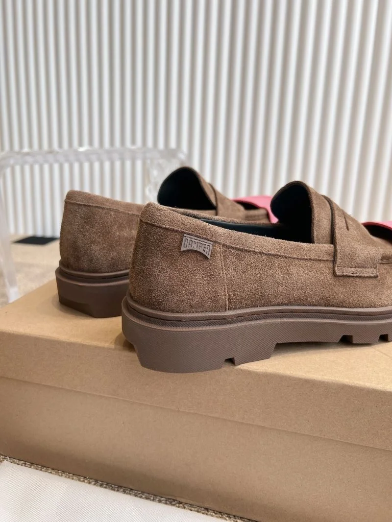 Supportive Camper Shoes 8259