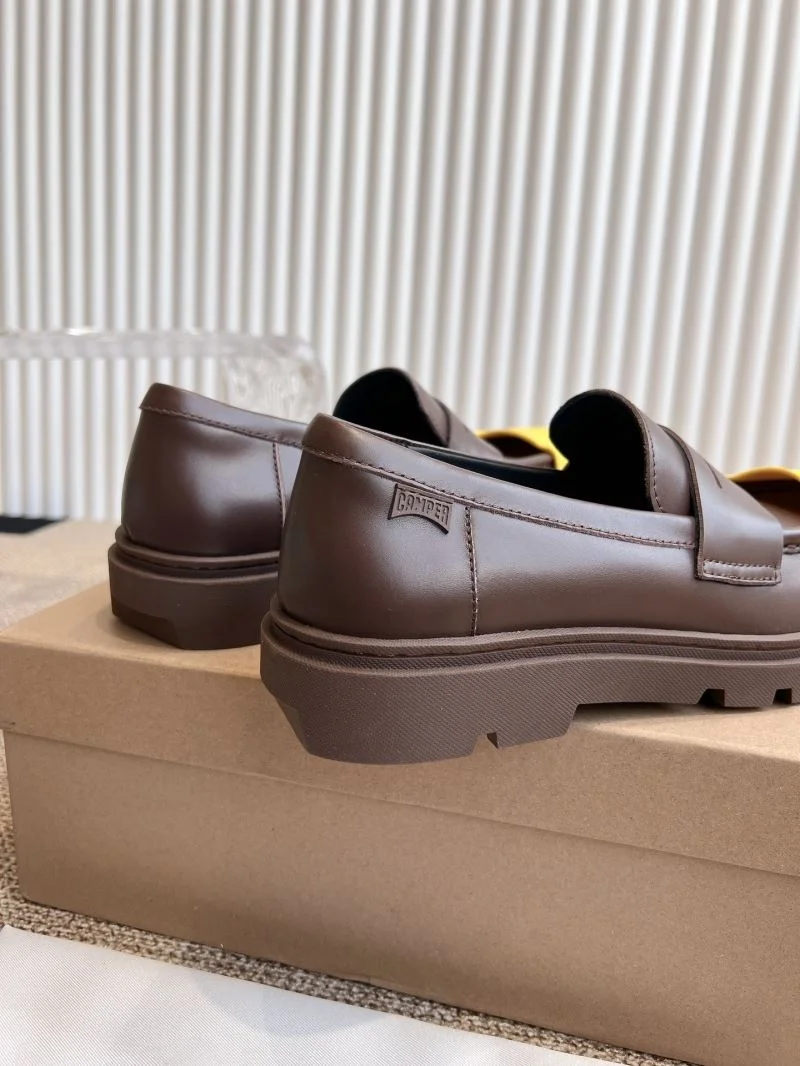RelaxedFit Camper Shoes 8264