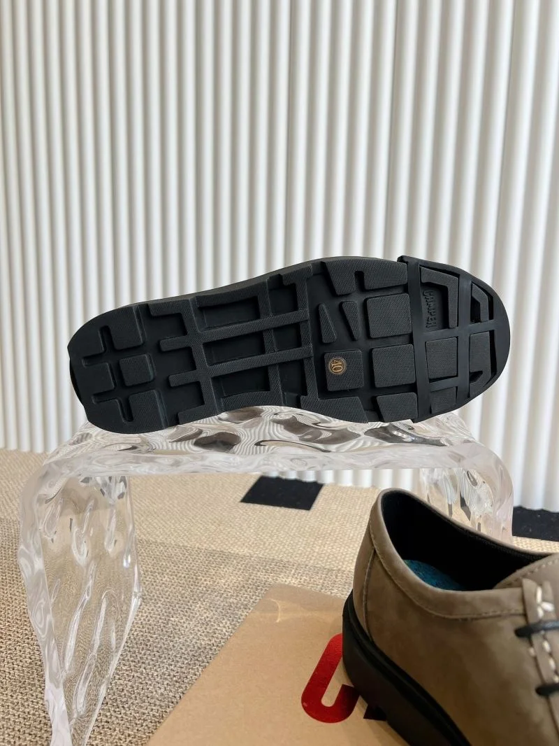 Minimalist Camper Shoes 8257