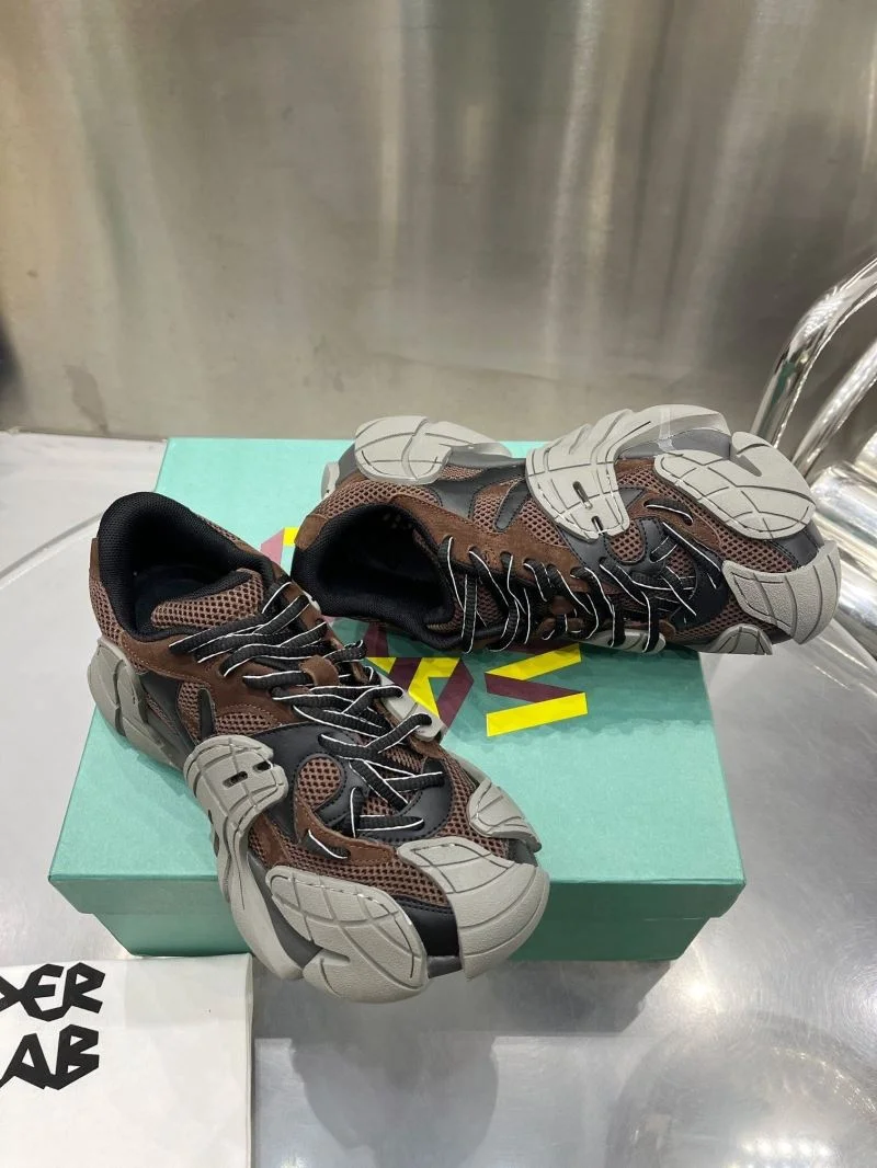 Lightweight Camper Shoes 6744