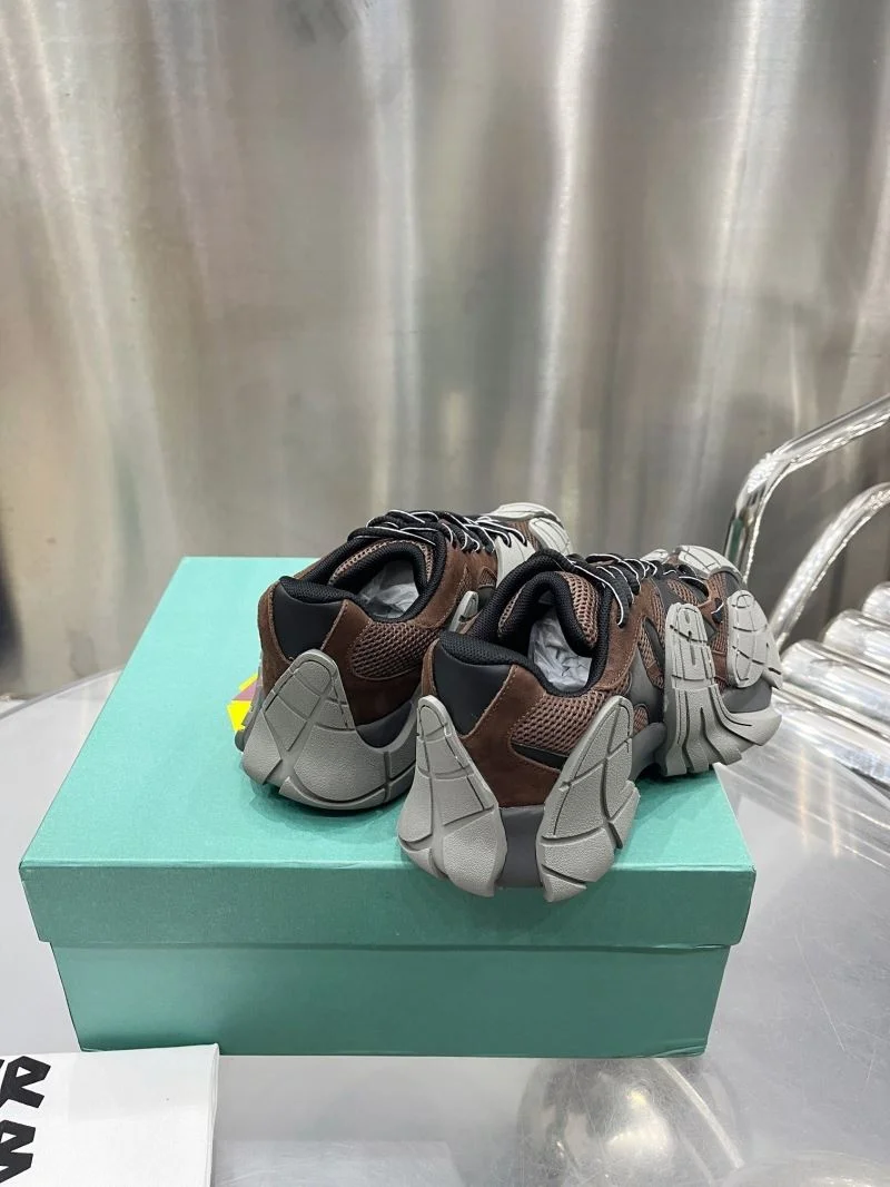 Lightweight Camper Shoes 6744