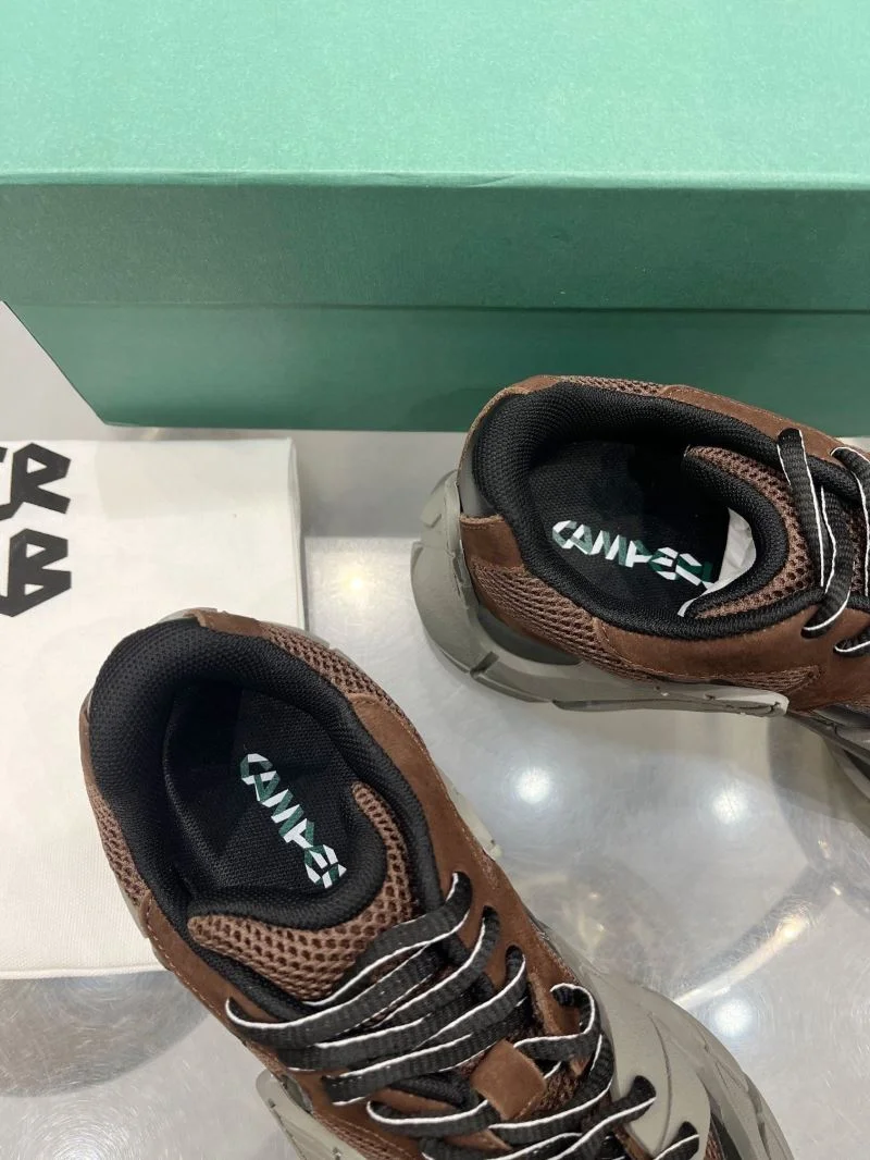 Lightweight Camper Shoes 6744