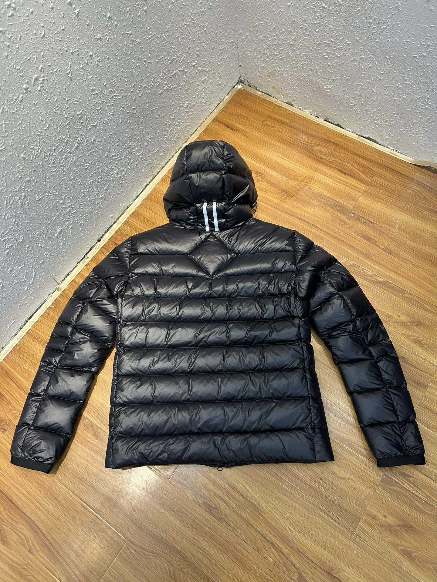 Canada Goose Down Jackets Thermal 106651