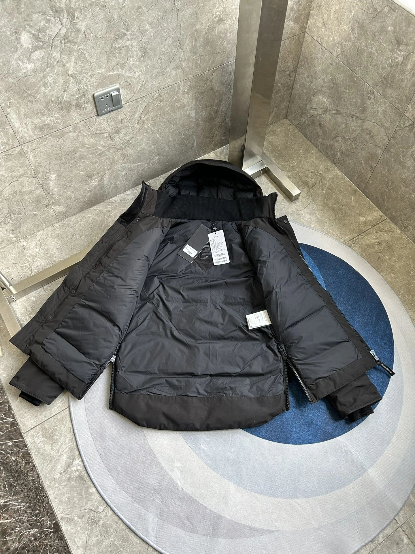 Canada Goose Down Jackets Premium 106633