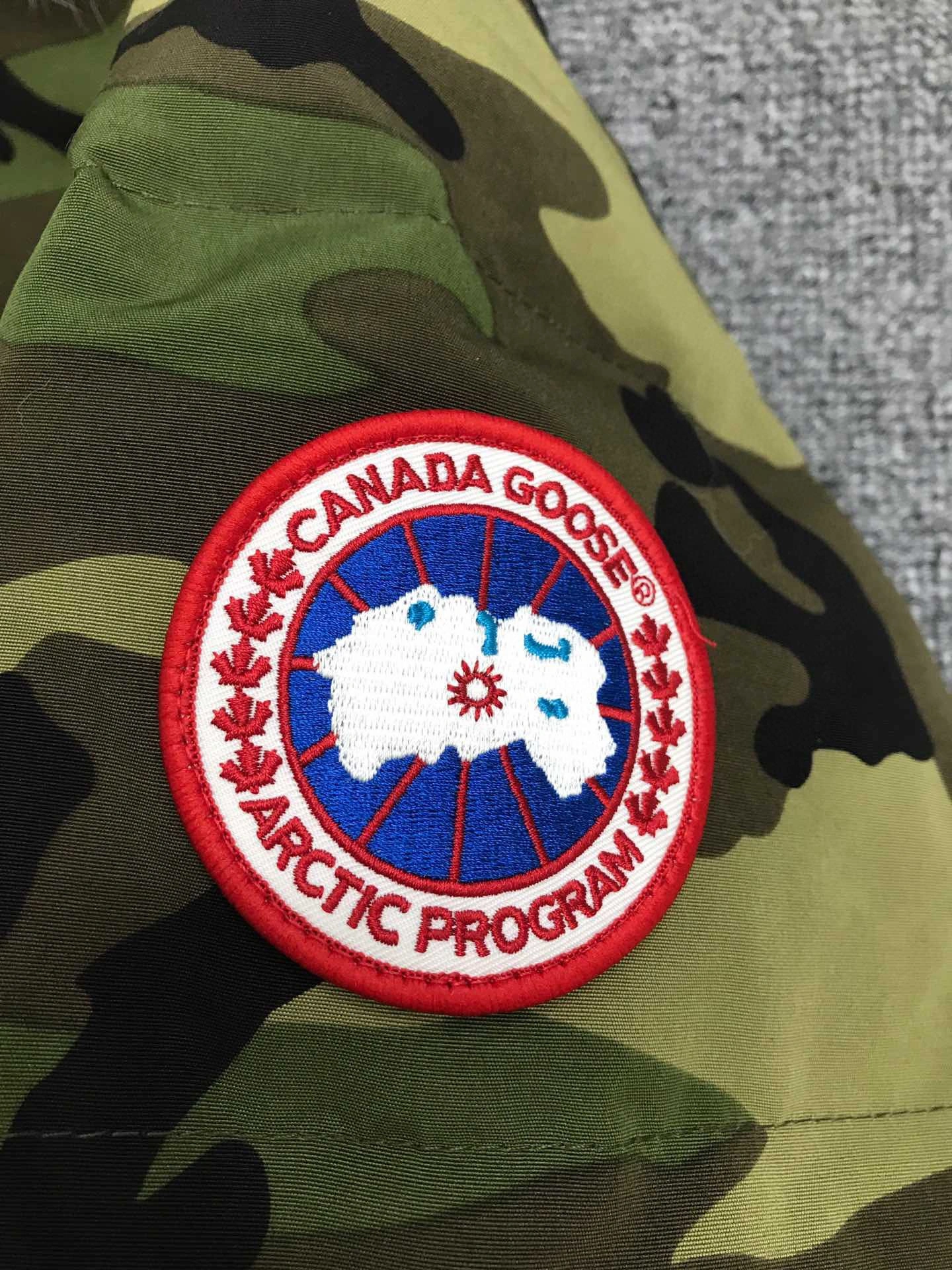 Durable Canada Goose Down Jackets 106620